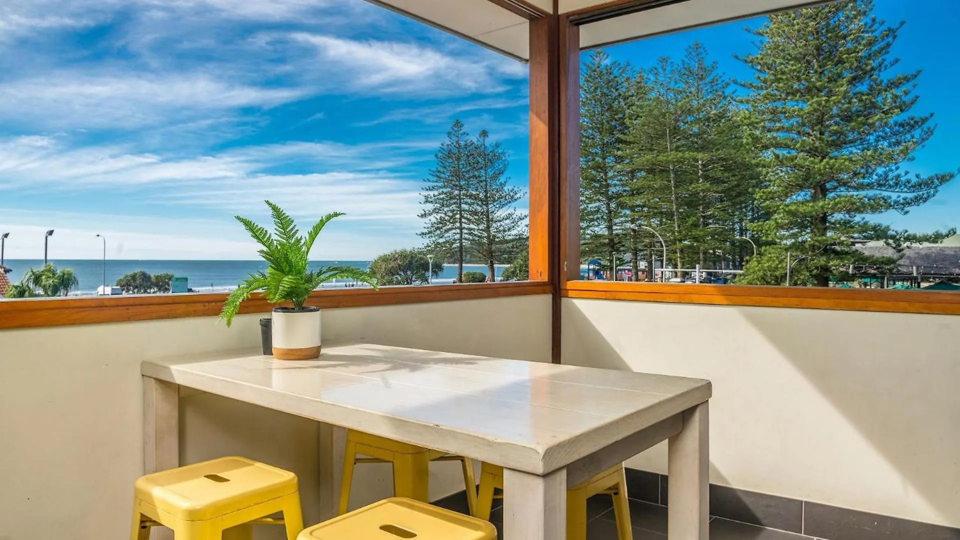 A Perfect Stay - Quiksilver Apartments The Pass Byron Bay
